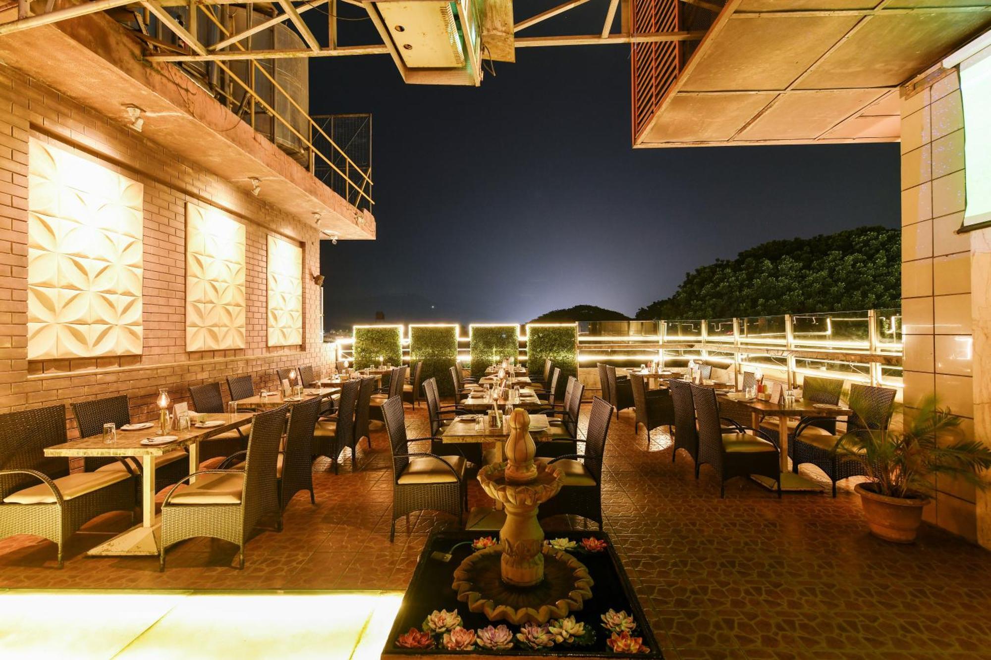 Hotel Roopa Mysore Exterior foto